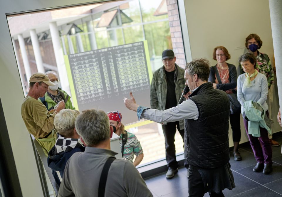 Marc W1353L zum Day of Light 2022