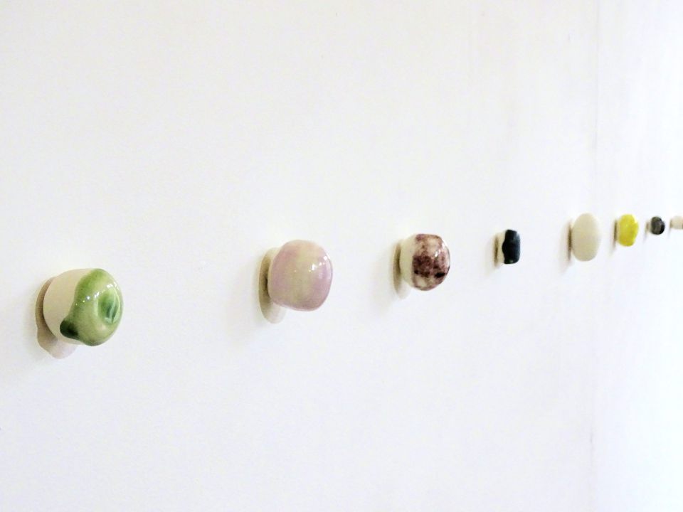 DANA JES: tauchen II, gedreht, 12-teilige Wandinstallation, 2019